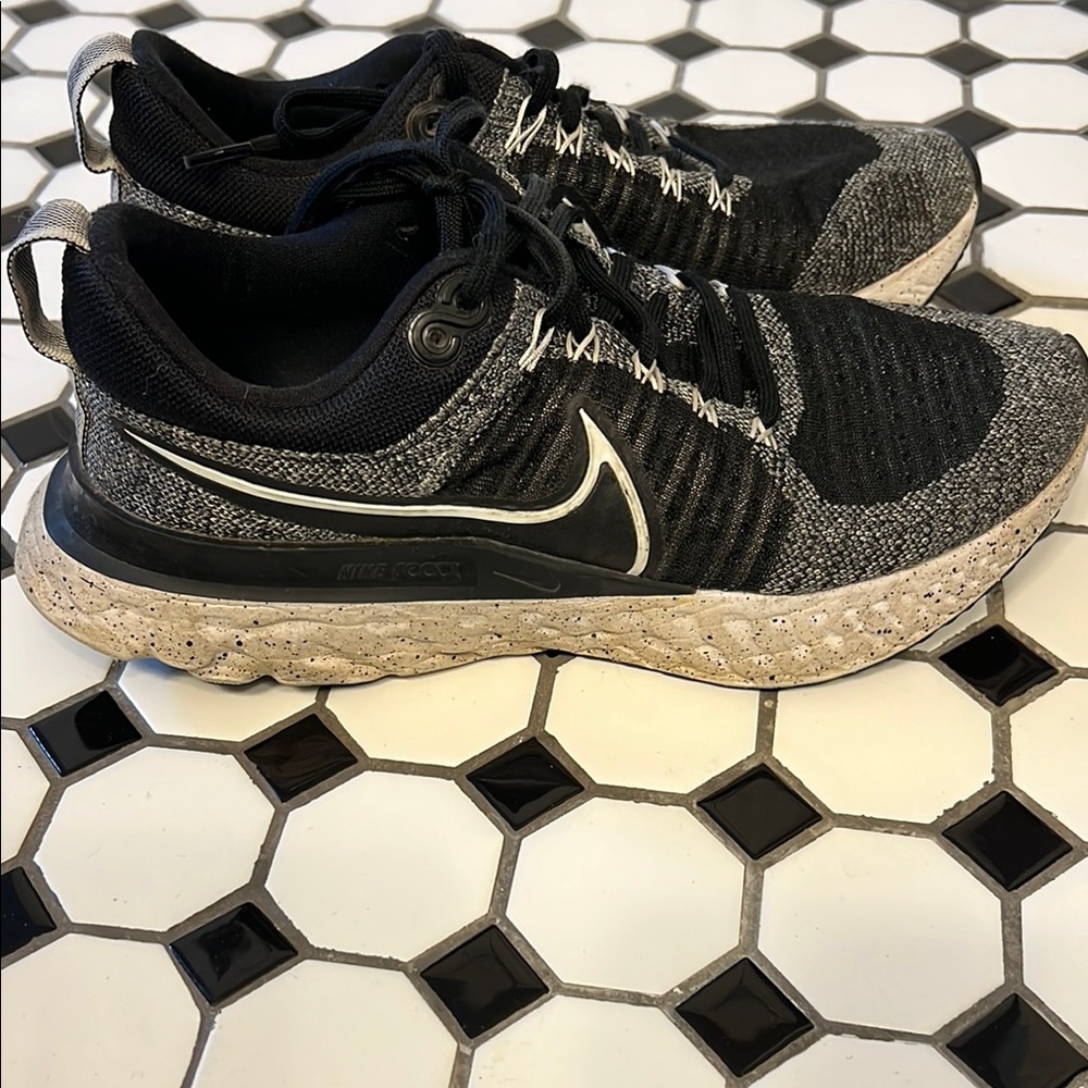 Nike React Flyknit Black and Gray Sneakers